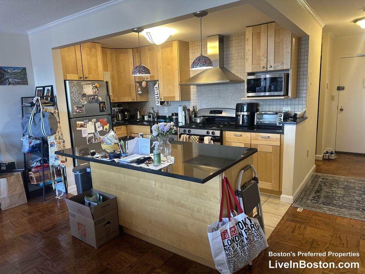 12 Hawthorne Pl #9K - Photo 2 of 11