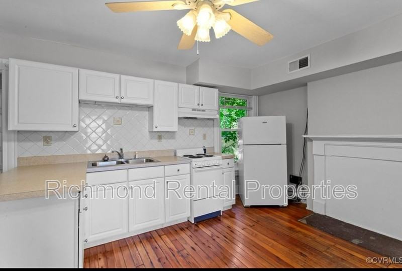 1828 Parkwood Ave - Photo 4 of 10