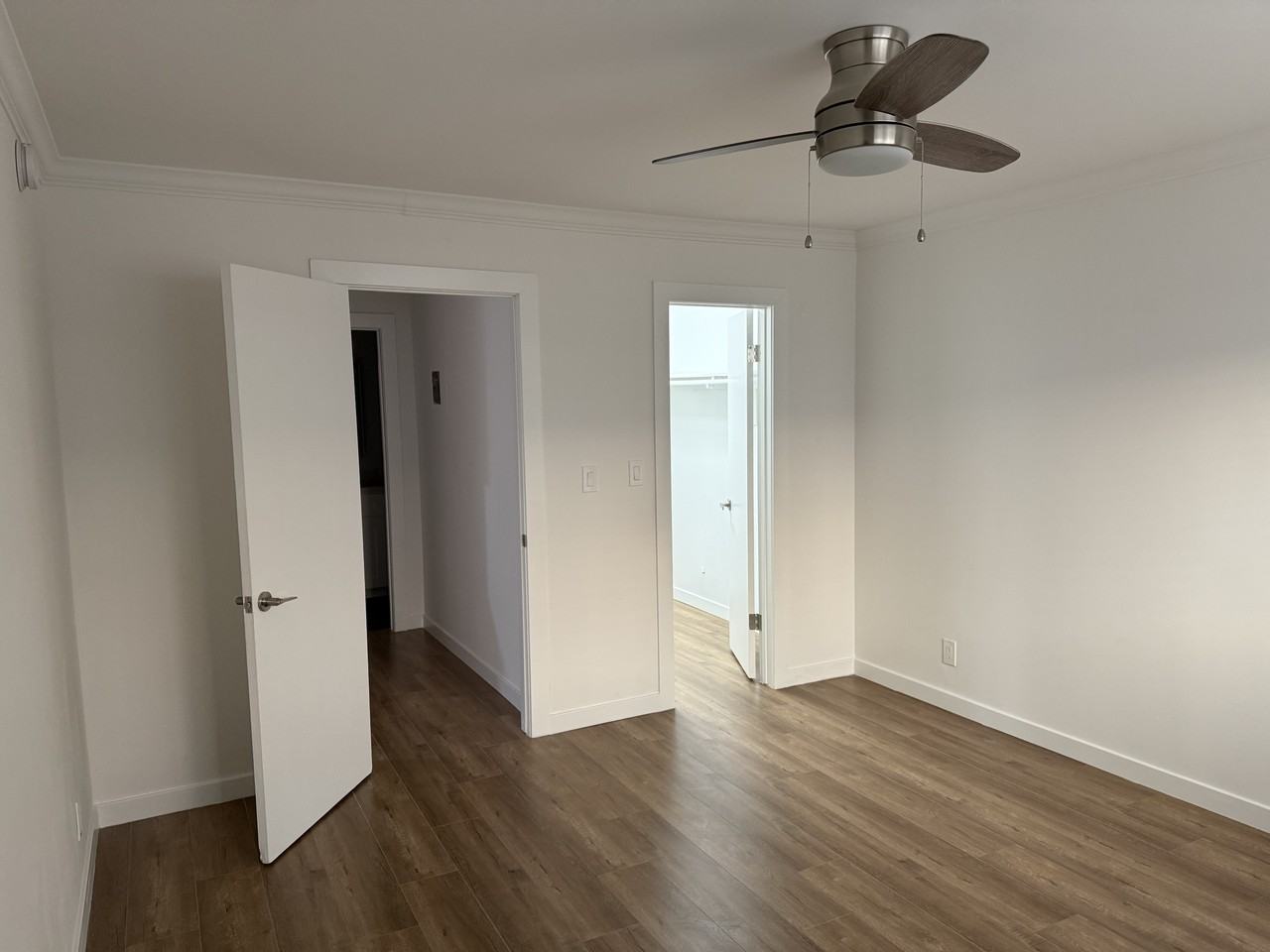 1547 S St. Andrews Pl - Photo 3 of 10