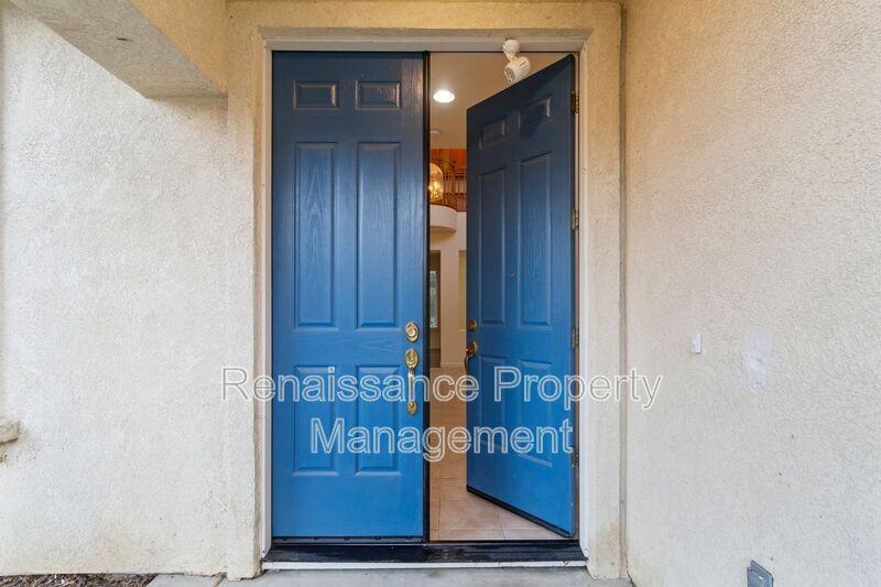 492 Quail Run Cir - Photo 2 of 43