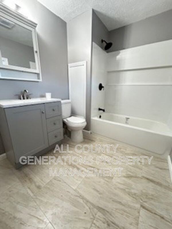 13309 Christine Ave - Photo 5 of 10