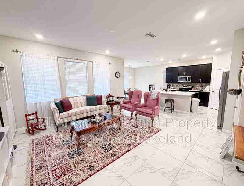 2573 Village Lakes Blvd - Photo 4 of 15