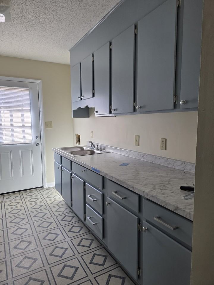 Cotton Street - Photo 2 of 6