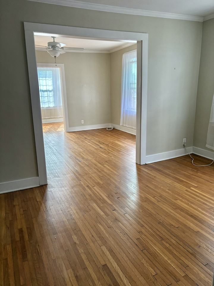 1008-1010 Beaconsfield - Photo 7 of 13