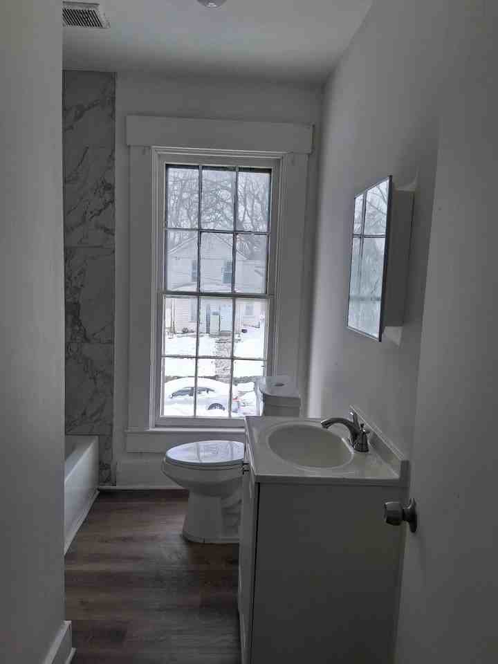 518 Scott Street - Photo 3 of 8