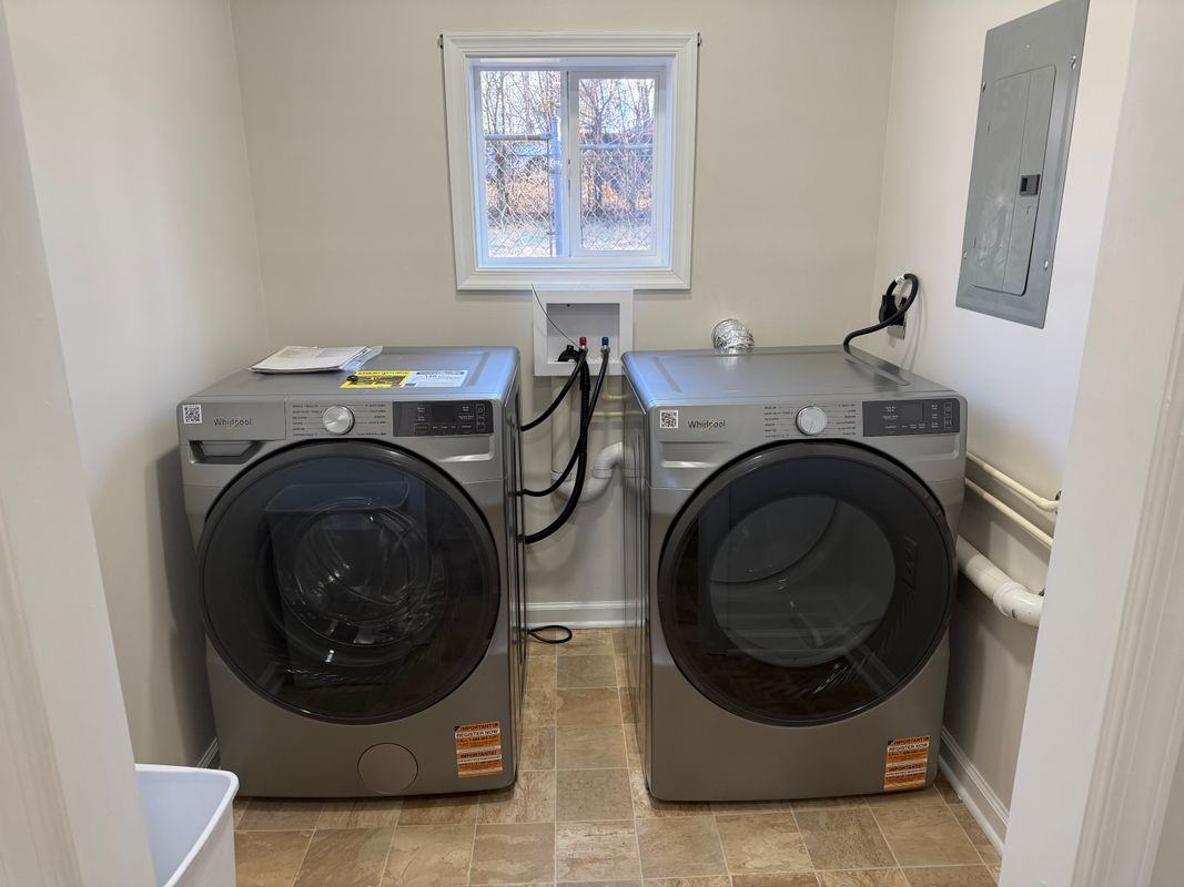 18 N C And P Ln ##C - Photo 6 of 7