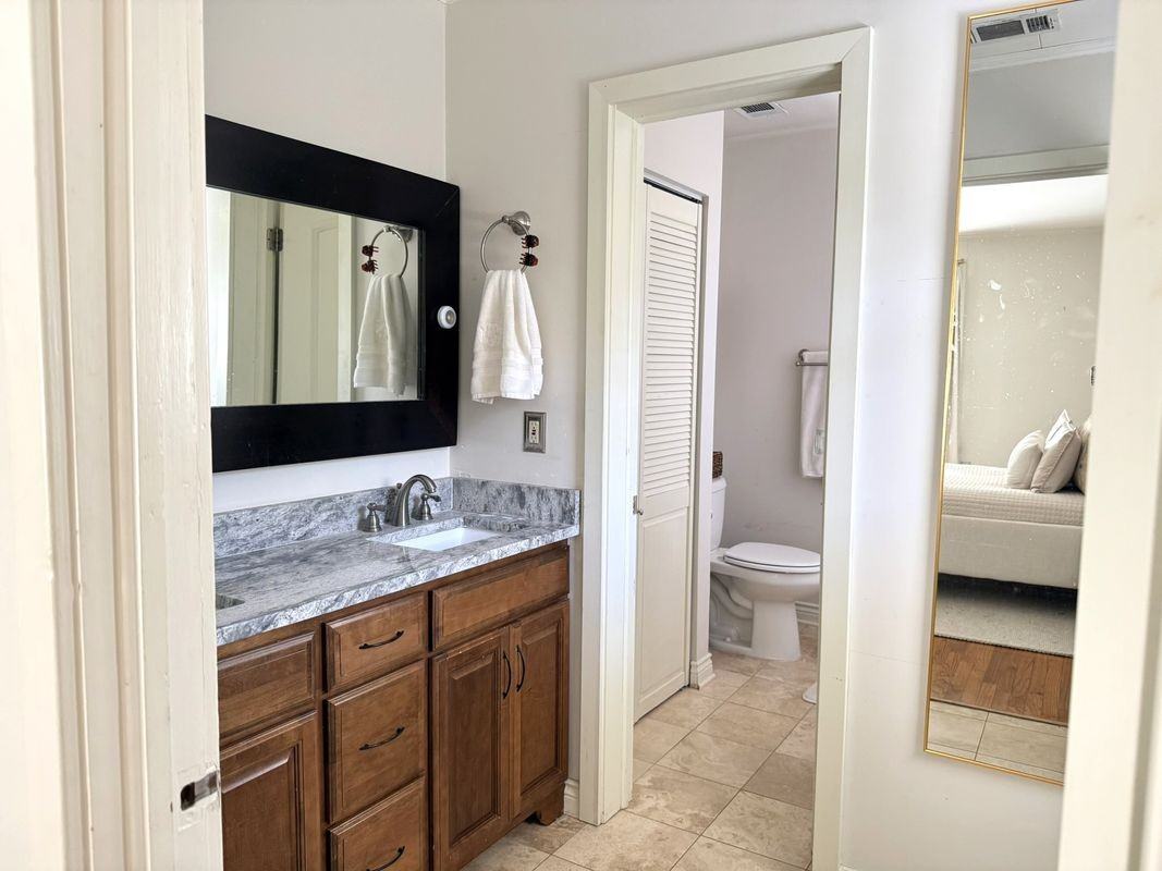 1418 Glasgow Ave - Photo 6 of 16