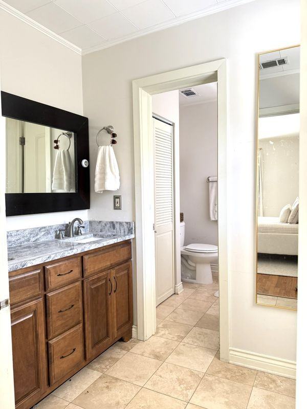 1418 Glasgow Ave - Photo 7 of 16