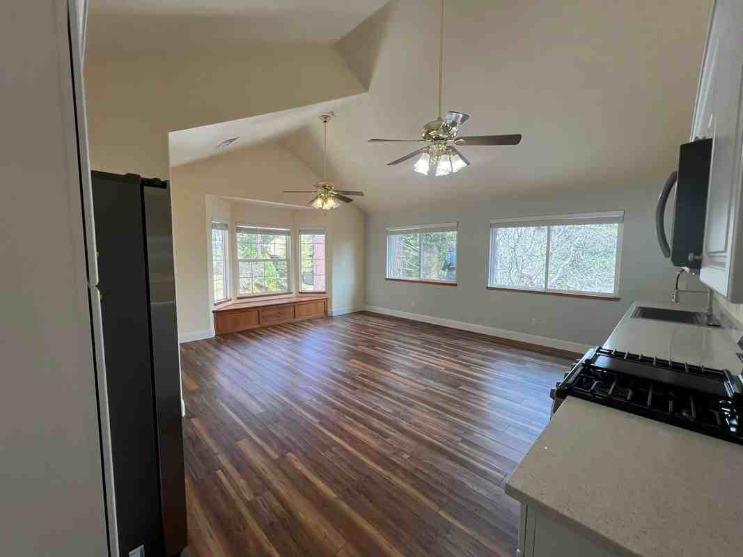 170 Cypress Dr ##A - Photo 6 of 17