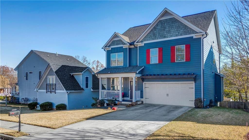 1395 Marion Ave Ne - Photo 2 of 23