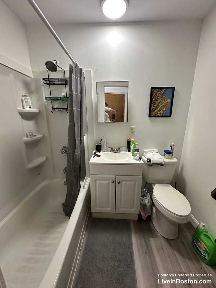 Hemenway St #7 - Photo 5 of 6