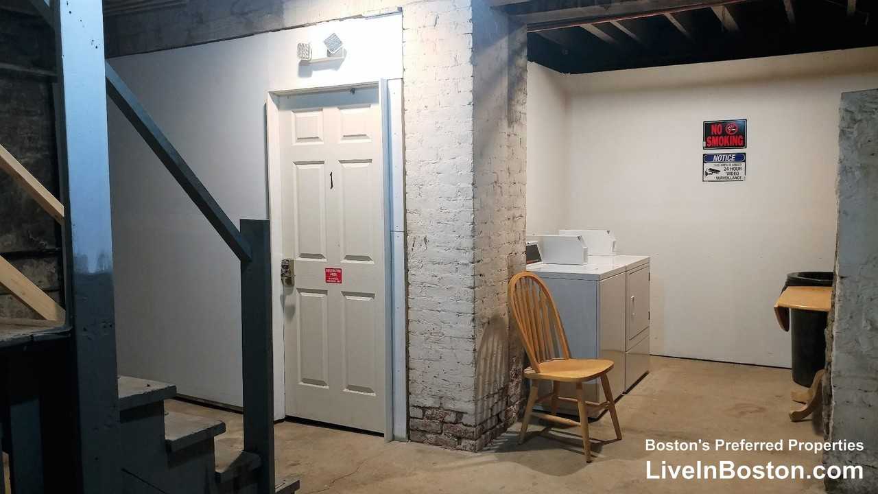 Hemenway St #1A - Photo 6 of 7