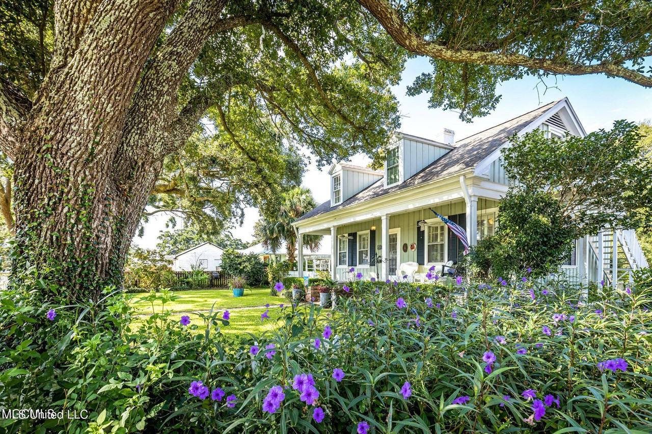 145 Saint Francis St