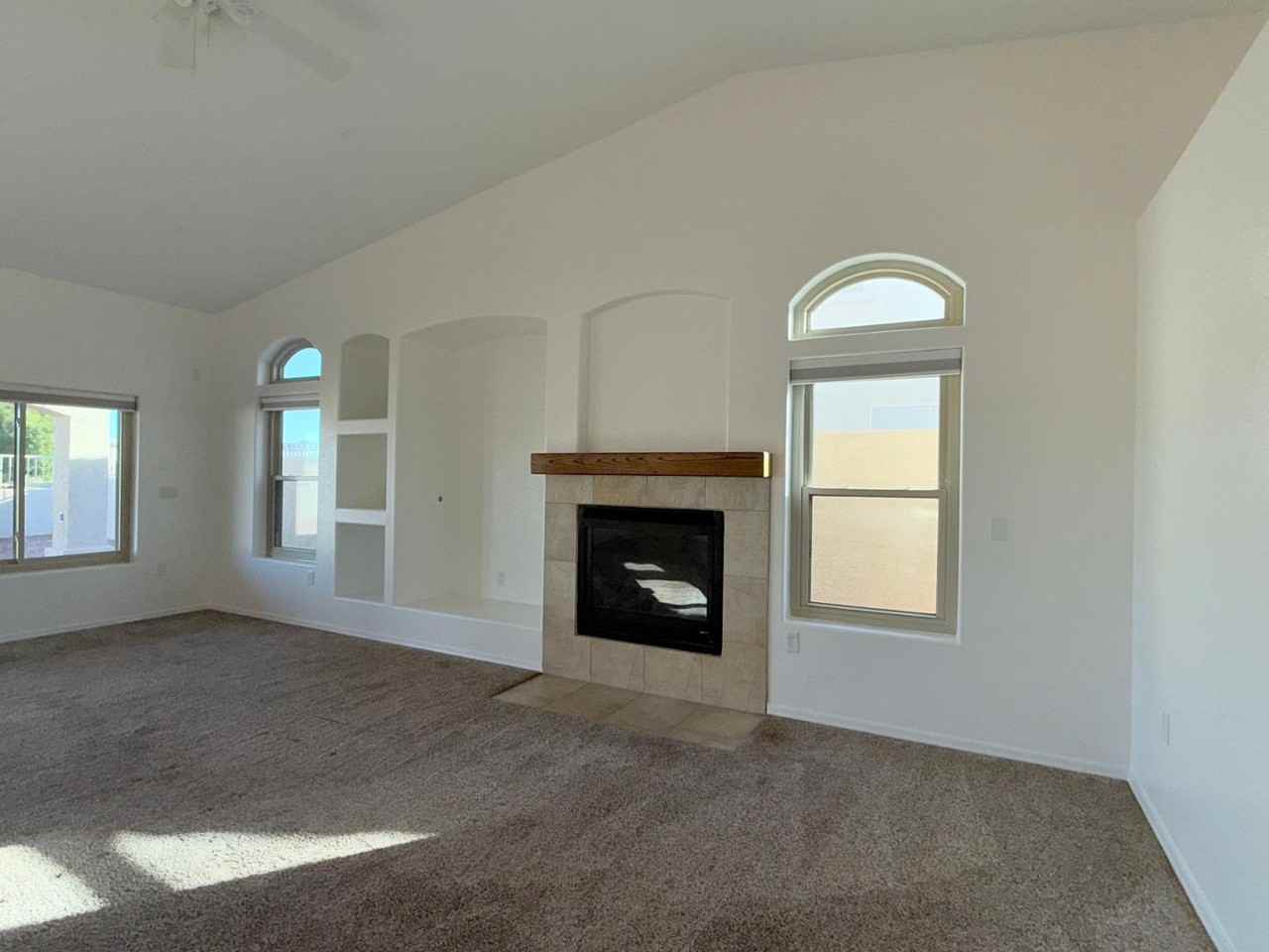 1747 E Winter Haven Dr - Photo 5 of 22