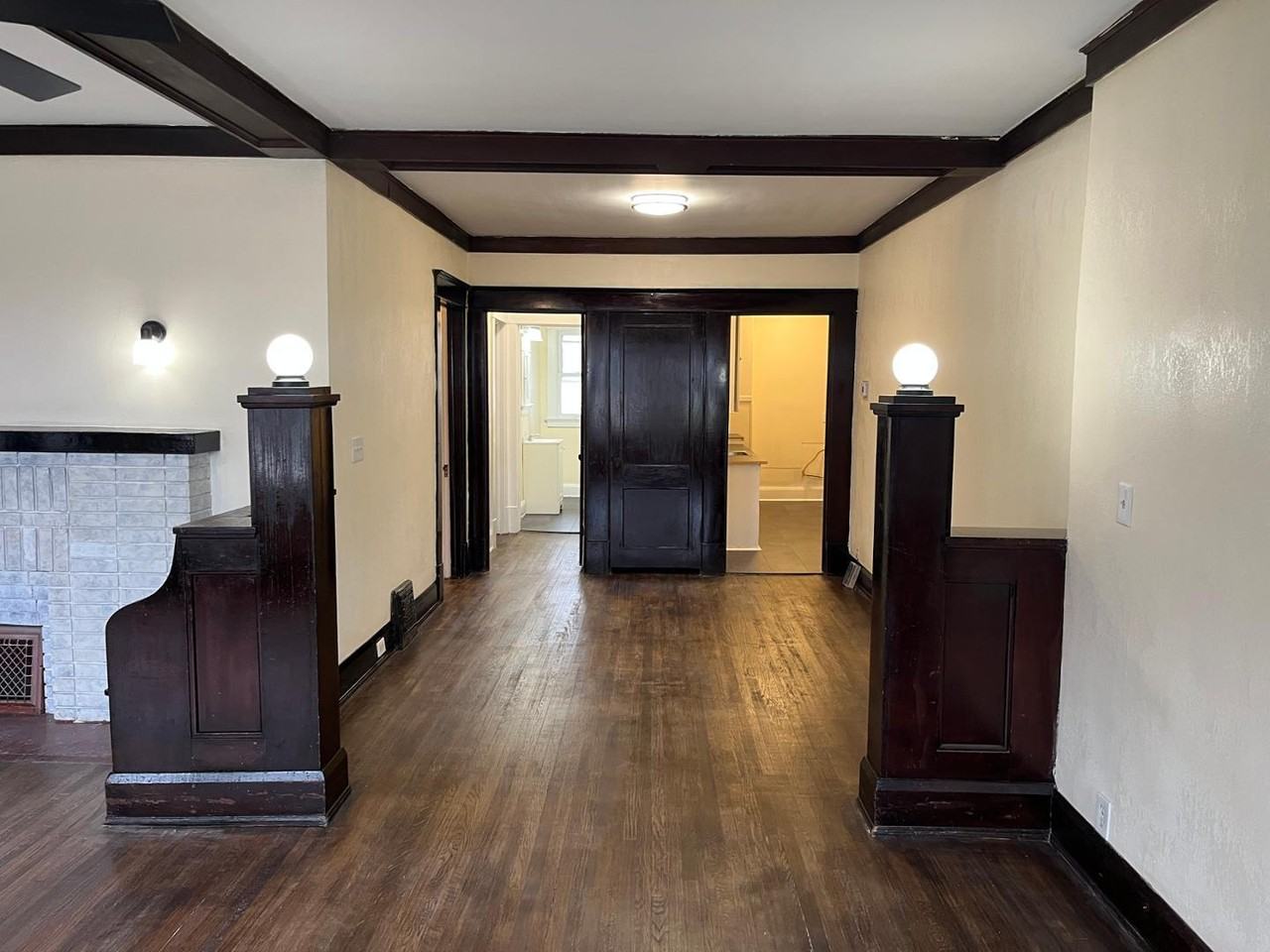 2132 Broadway St - Photo 3 of 15