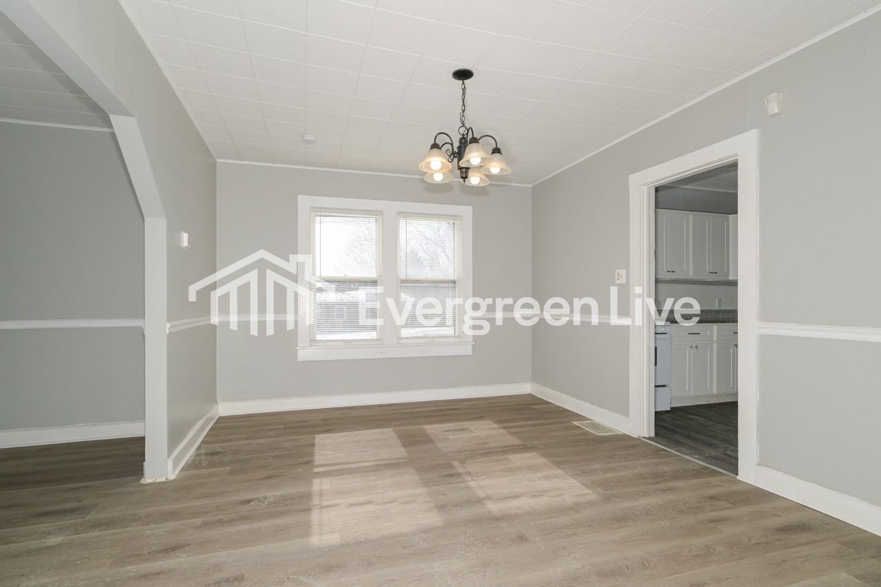 101 N Marguerite Ave - Photo 6 of 15