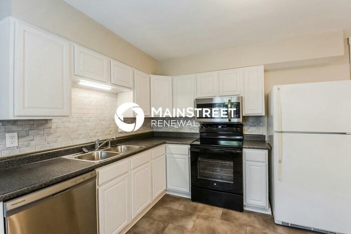 4312 Oakcrest Dr - Photo 7 of 17