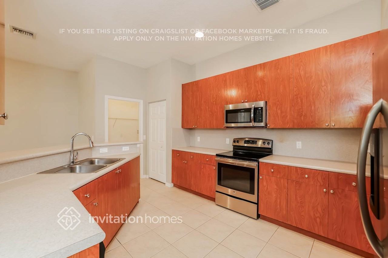 8739 S San Andros - Photo 6 of 18