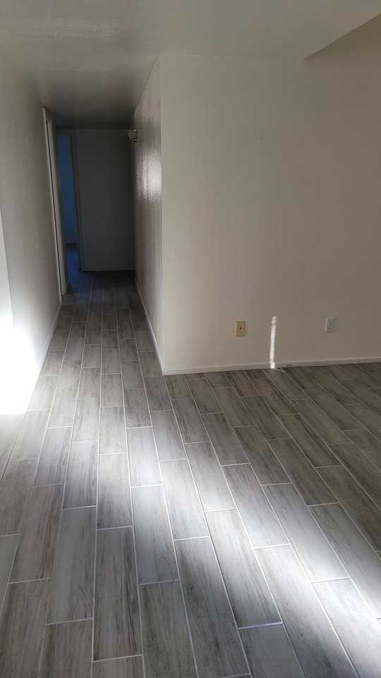 11647 N 36th St - Photo 5 of 29