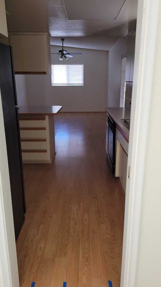 11647 N 36th St - Photo 7 of 29