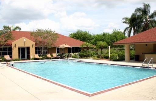 18850 Nw 57th Ave #206 - Photo 2 of 17