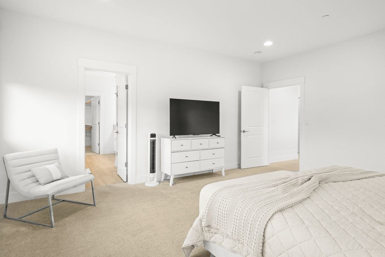 5891 Sw 67th Pl #NA - Photo 5 of 40