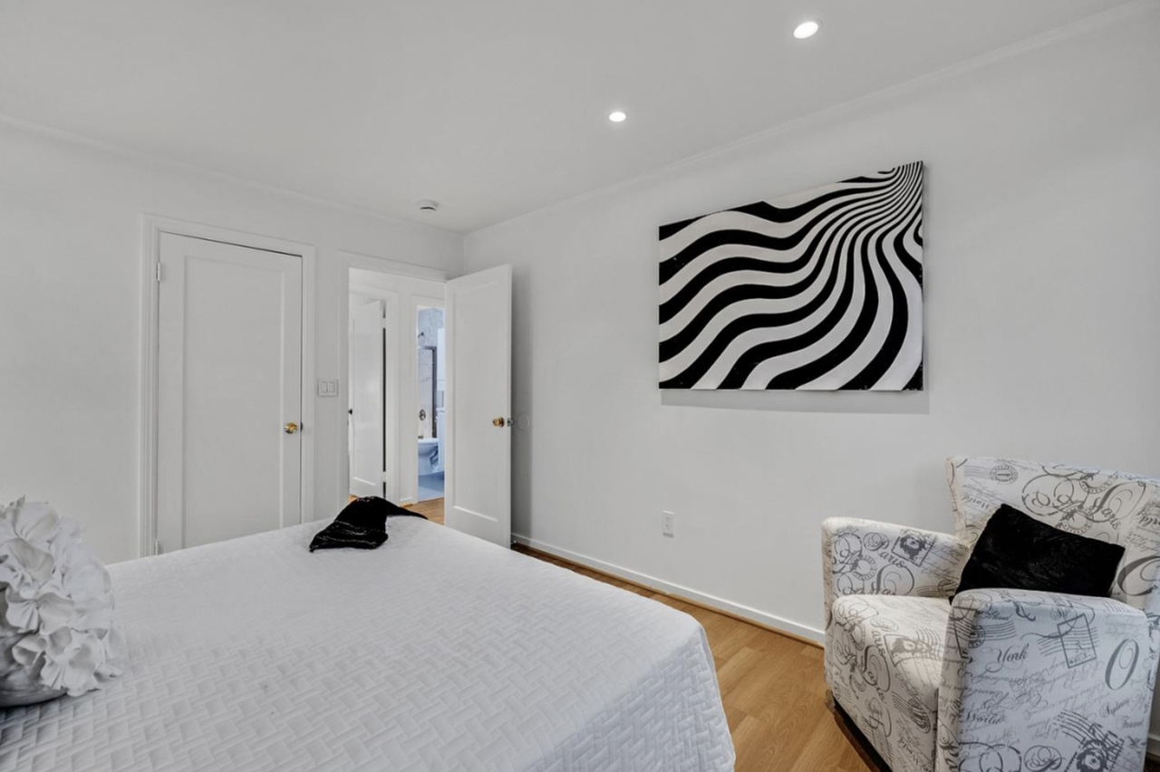 330 Cuardo Ave #NA - Photo 4 of 18