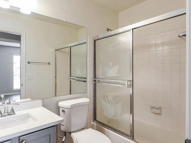 2650 Deacon St #NA - Photo 2 of 6