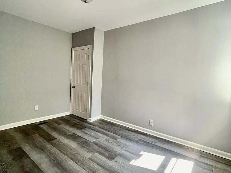 2102 S Simpson St #NA - Photo 3 of 6