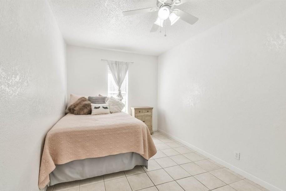 606 Pine Bough Ln #NA - Photo 4 of 17