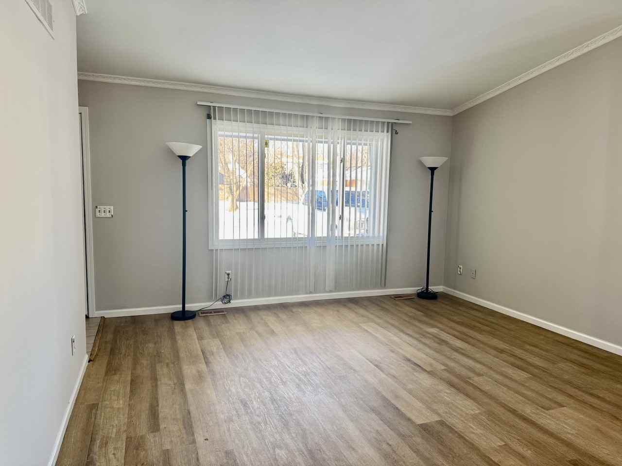 21600 Whittington St #NA - Photo 3 of 23