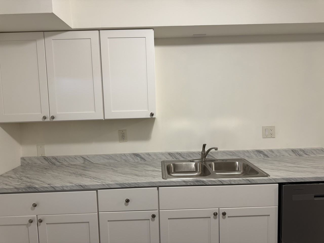 325 N Lochview Ter #NA - Photo 4 of 17