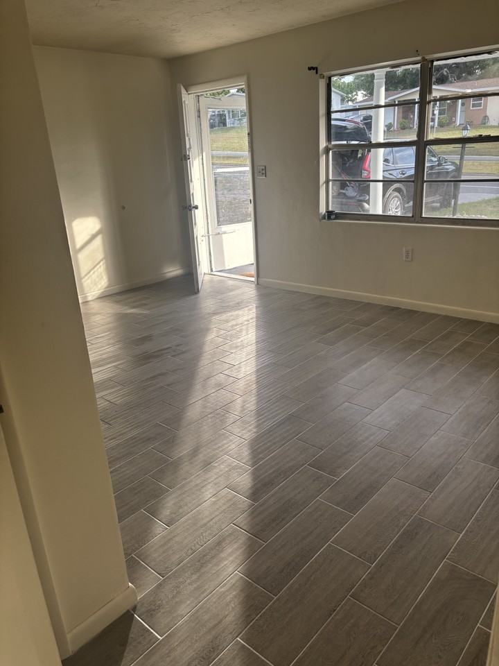 23 Roosevelt Blvd #NA - Photo 3 of 7