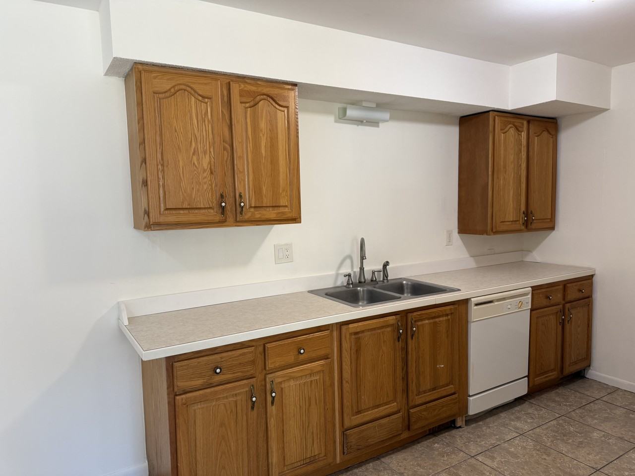 323 N Lochview Ter #NA - Photo 3 of 19