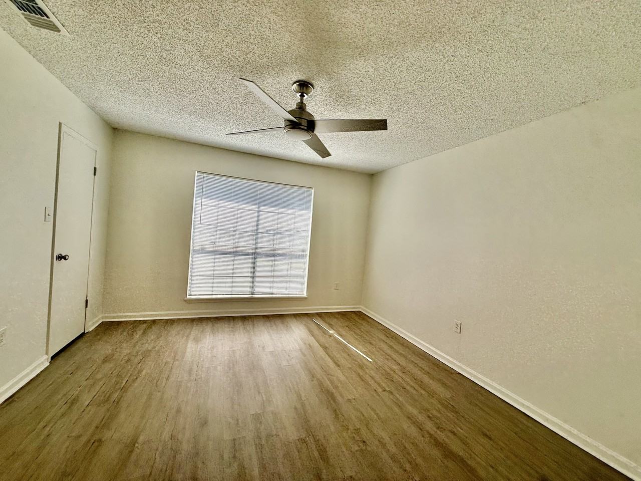 1532 Sharlo Ave #NA - Photo 7 of 17