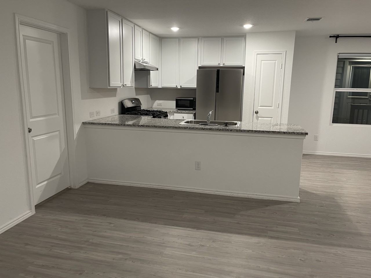 4127 Cove Fls #NA - Photo 2 of 22