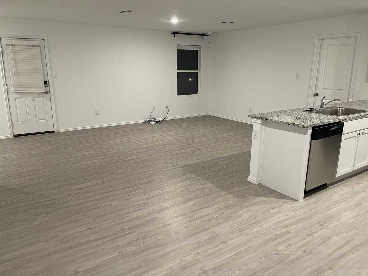 4127 Cove Fls #NA - Photo 4 of 22