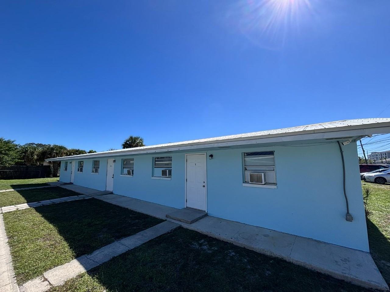 2139 Washington Street - Photo 2 of 2