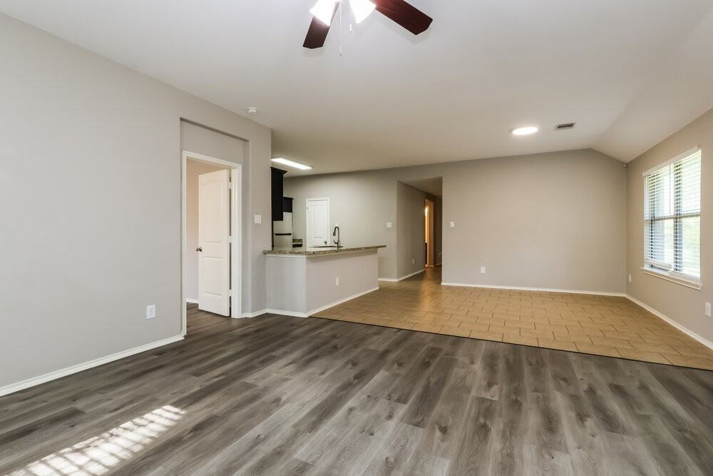 19190 Shire Horse Blvd - Photo 3 of 16