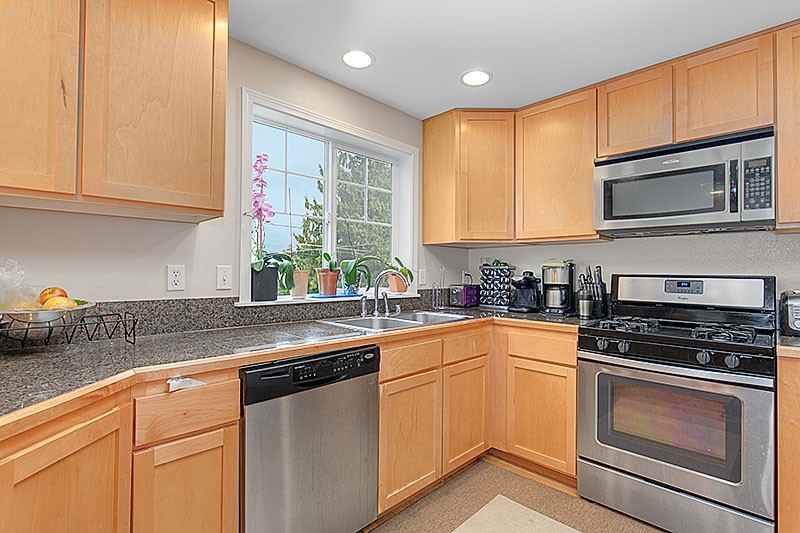 11709 16th Ave Ne #1 - Photo 3 of 13