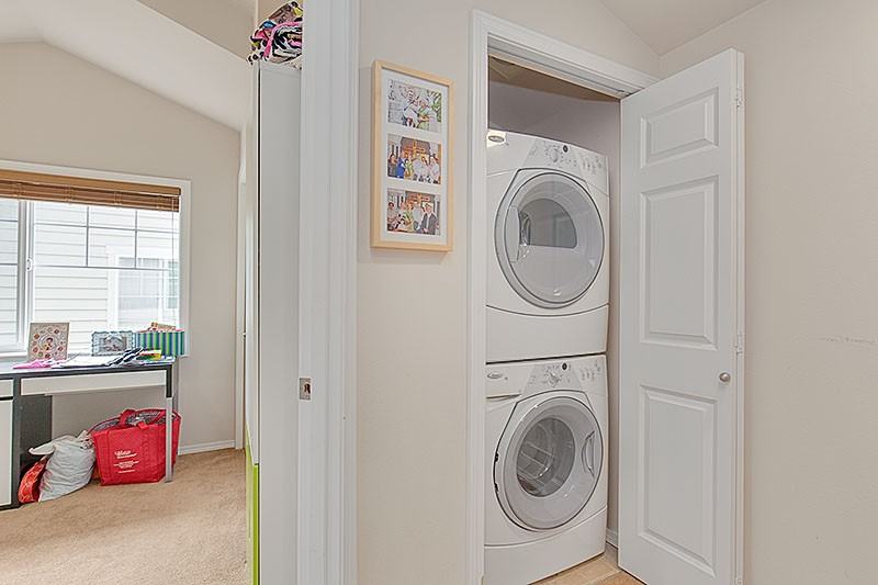 11709 16th Ave Ne #1 - Photo 7 of 13