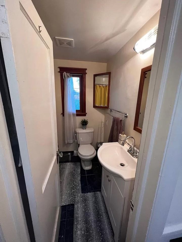 821 S Ivy St #NA - Photo 7 of 13