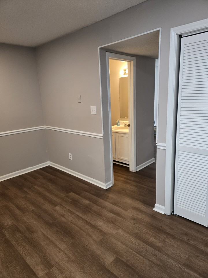 203 Shiloh Dr #E - Photo 6 of 19