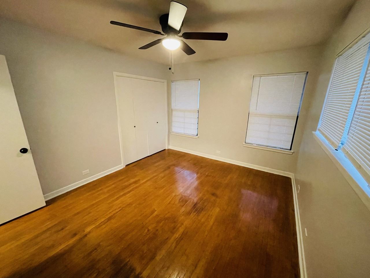 Chevy Chase Dr #800 - Photo 4 of 16