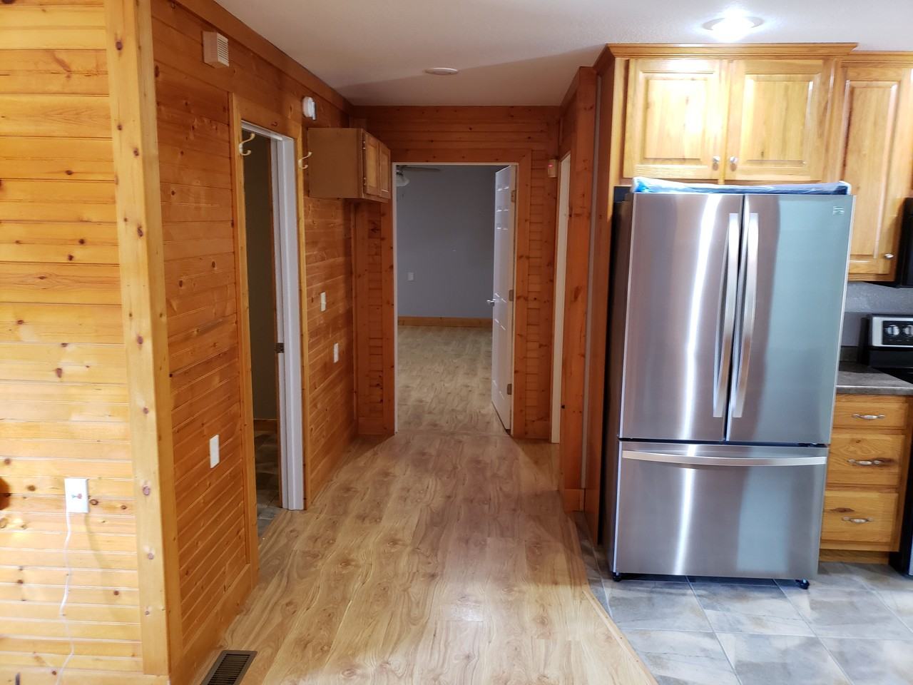 633 Russell Ave #NA - Photo 4 of 12