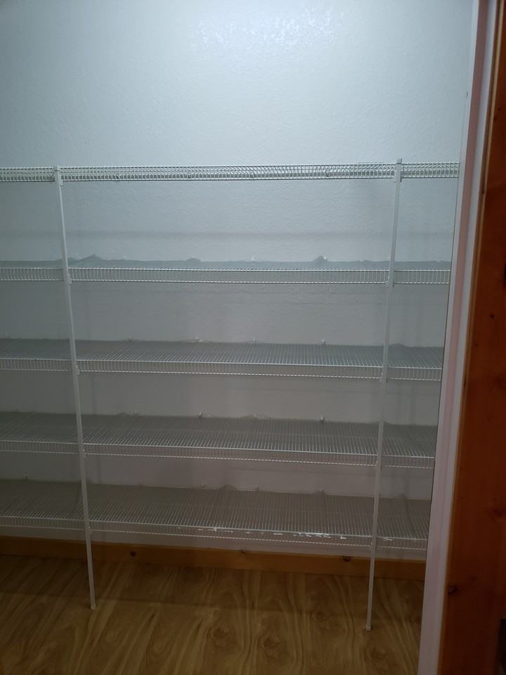 633 Russell Ave #NA - Photo 6 of 12