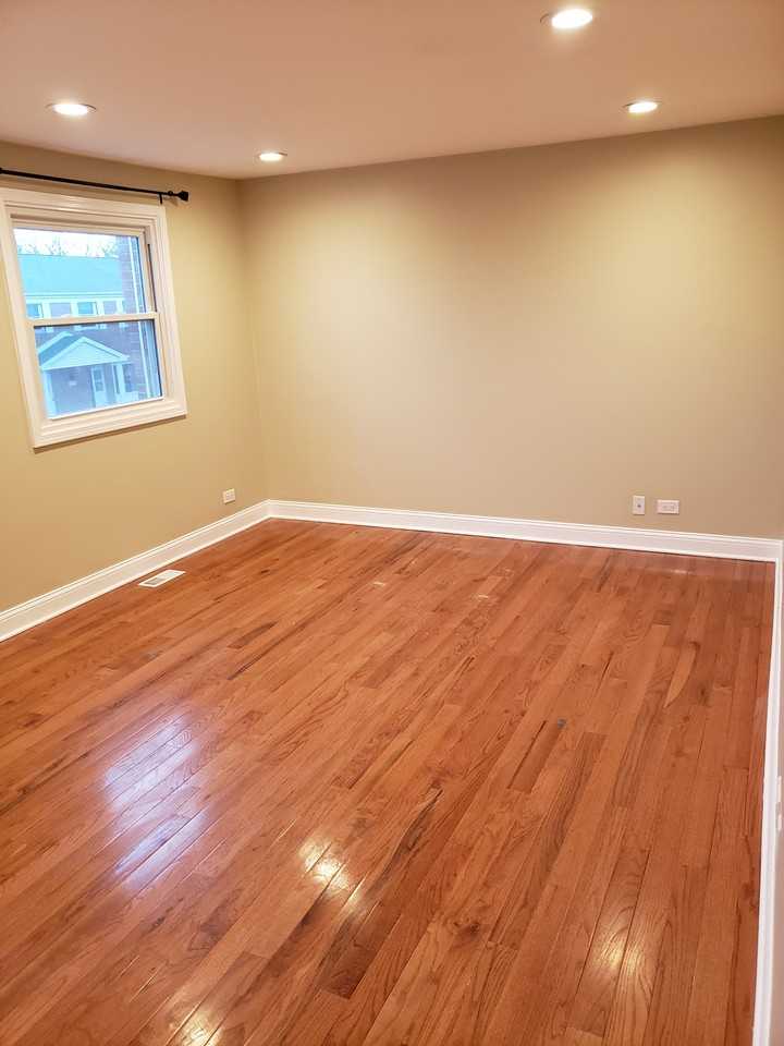 2128 Rugen Rd #A - Photo 2 of 31