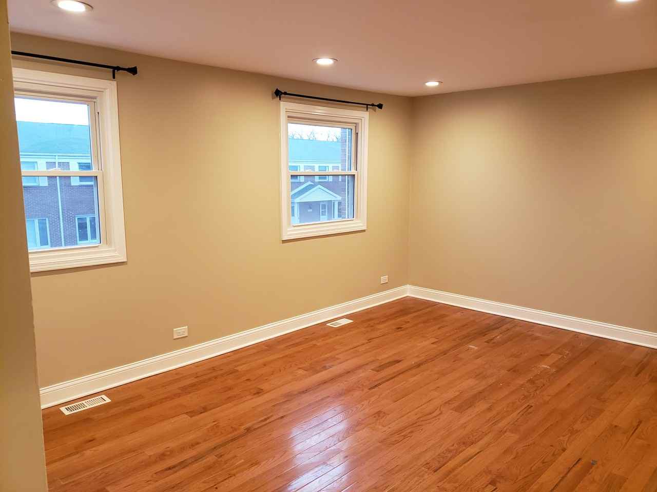 2128 Rugen Rd #A - Photo 4 of 31