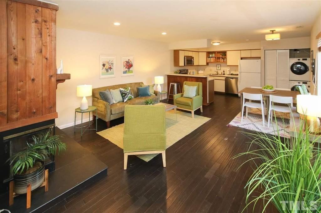 361 Summerwalk Cir #361 - Photo 4 of 7