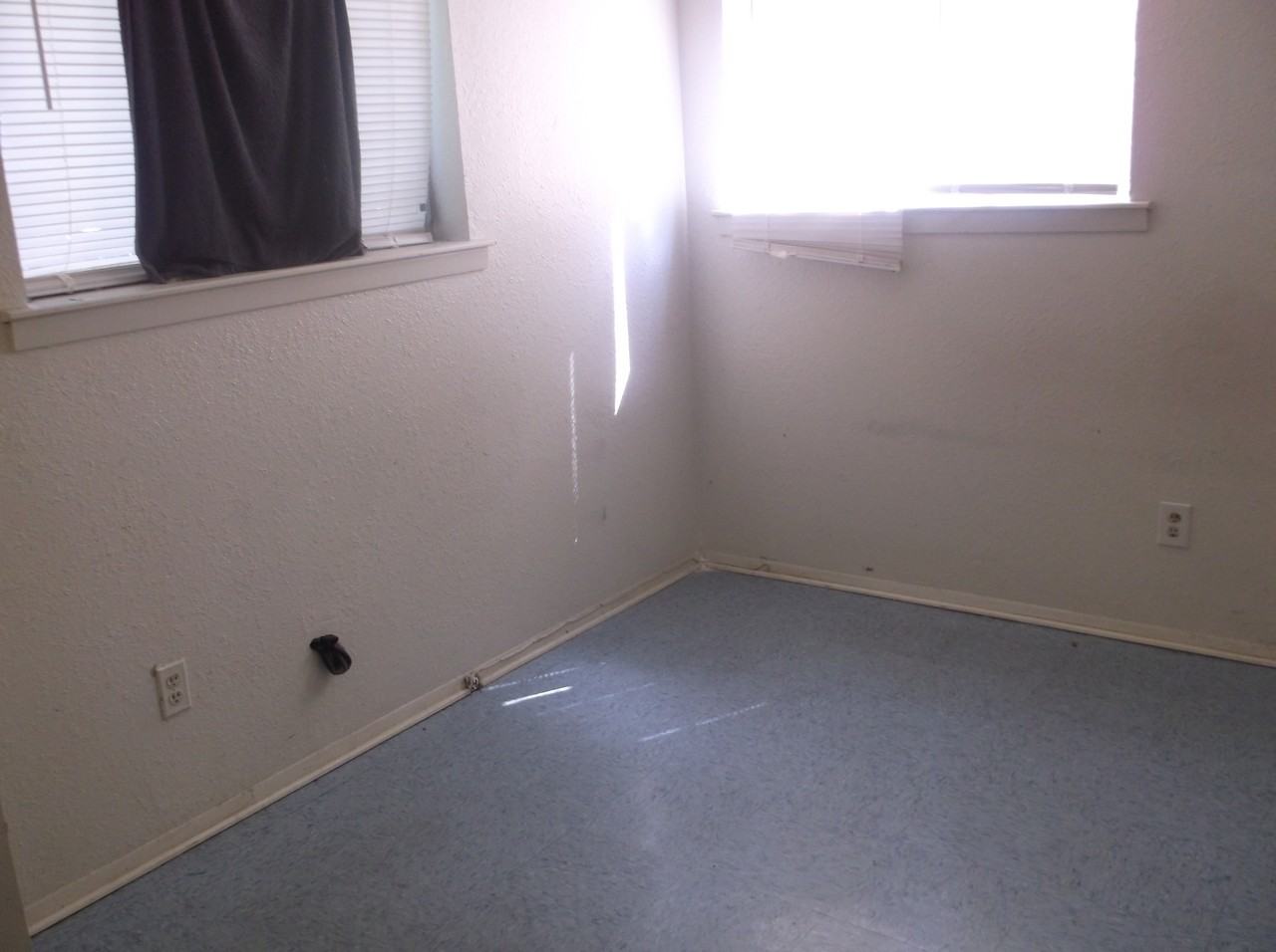 494 Walker Ave #2 - Photo 2 of 10